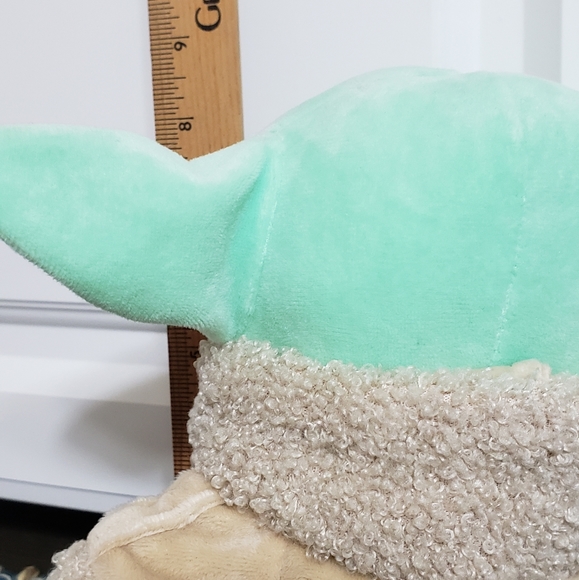 Star Wars Mandalorian Mattel Baby Yoda Plush Doll - Picture 2 of 6